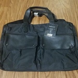 Kenneth Cole Duffle Bag